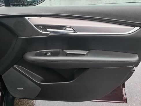 Used 2018 Cadillac XT5 Premium Luxury image 18