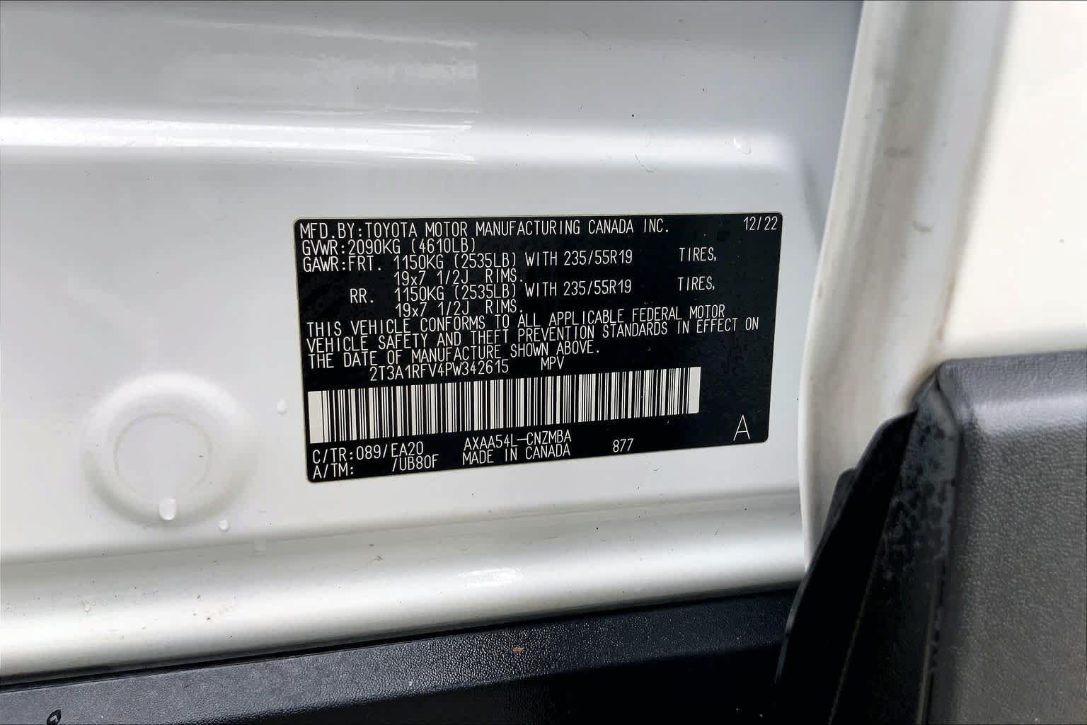 Used 2023 Toyota RAV4 XLE Premium AWD/4WD image 36