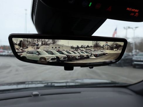 New 2026 Chevrolet Equinox LT image 17