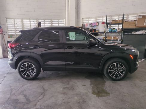 Used 2024 Chevrolet TrailBlazer LT image 4