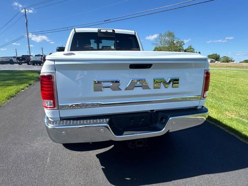 Used 2018 RAM 3500 Laramie Longhorn AWD/4WD image 16