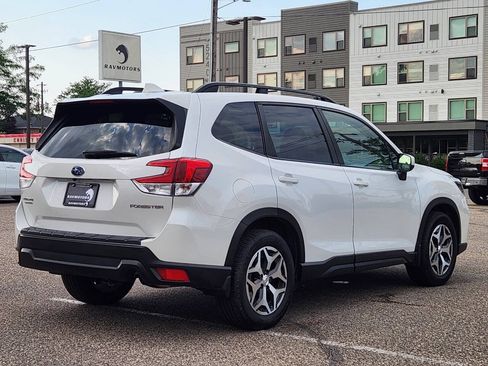 Used 2021 Subaru Forester Premium w/ Popular Package #1 AWD/4WD image 10