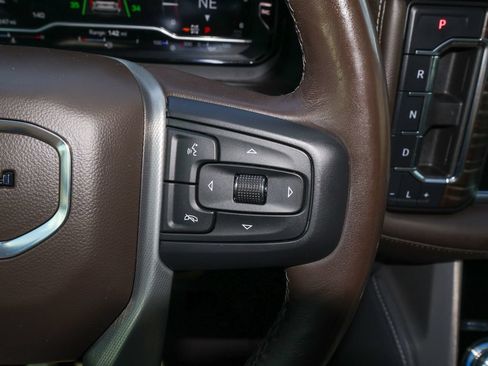 Used 2022 GMC Yukon Denali AWD/4WD image 26