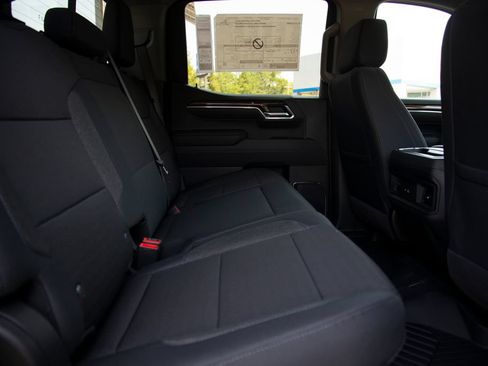 New 2026 Chevrolet Silverado 1500 LT Trail Boss w/ Convenience Package II AWD/4WD image 17