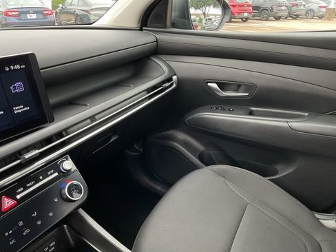 Used 2025 Hyundai Tucson SEL FWD image 37