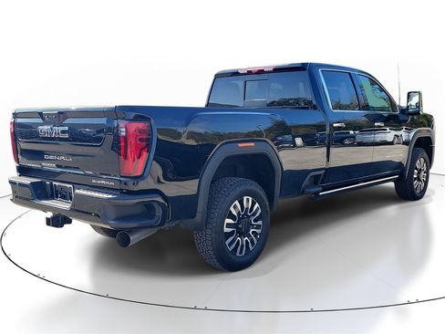 New 2025 GMC Sierra 3500 Denali Ultimate image 4