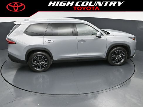 New 2026 Toyota Grand Highlander AWD Hybrid image 33