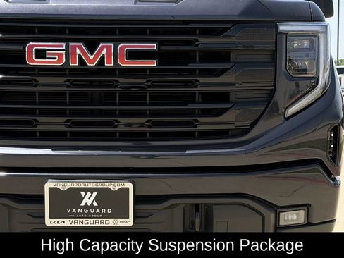 Used 2025 GMC Sierra 1500 Elevation RWD image 4