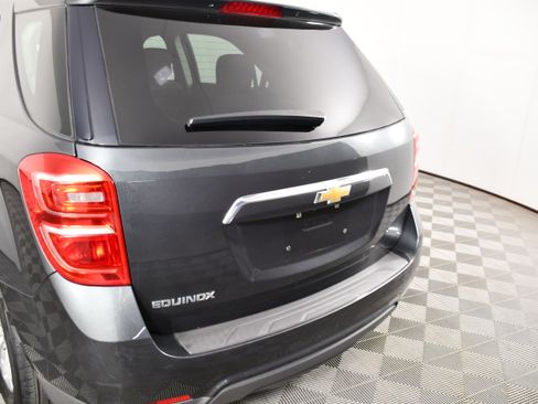 Used 2017 Chevrolet Equinox LS FWD image 15