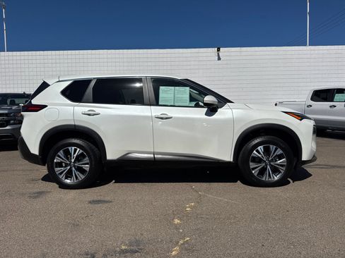 Used 2023 Nissan Rogue SV AWD/4WD image 6