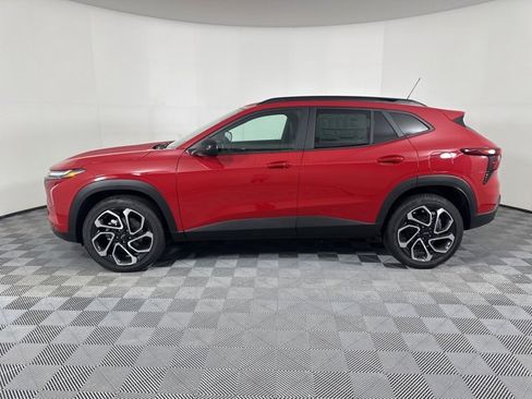 New 2026 Chevrolet Trax RS w/ Sunroof Package image 6