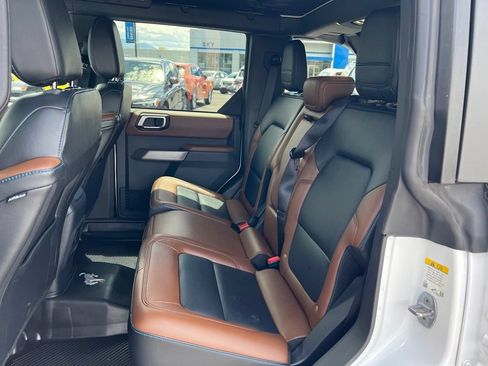 Used 2023 Ford Bronco Outer Banks AWD/4WD image 24