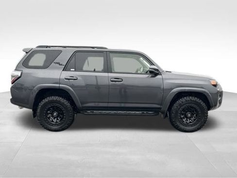 Used 2022 Toyota 4Runner TRD Off-Road Premium image 11