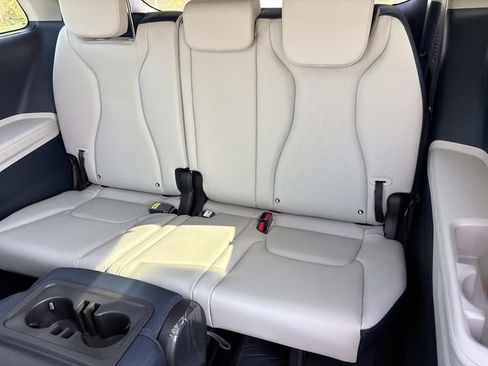 New 2026 Kia Carnival SX image 24