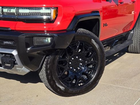 Used 2025 GMC Hummer EV 3X w/ LPO, Illumination Package image 7