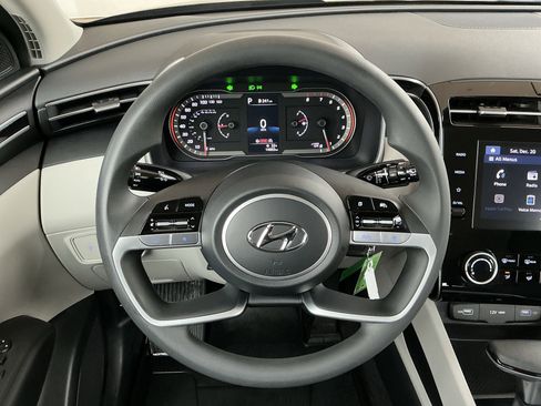 Used 2024 Hyundai Tucson SE image 5