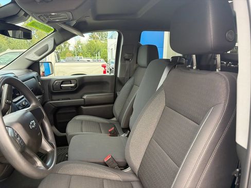 Used 2025 Chevrolet Silverado 1500 Custom Trail Boss AWD/4WD image 20