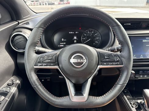 Used 2024 Nissan Kicks SR FWD image 11