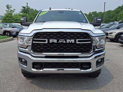 Used 2024 RAM 2500 Big Horn AWD/4WD image 2