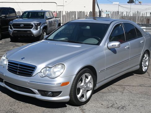 Used 2007 Mercedes-Benz C 230 Sedan image 1