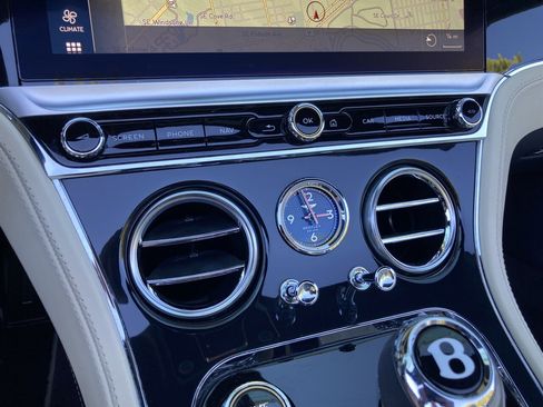 Used 2020 Bentley Continental GT image 27