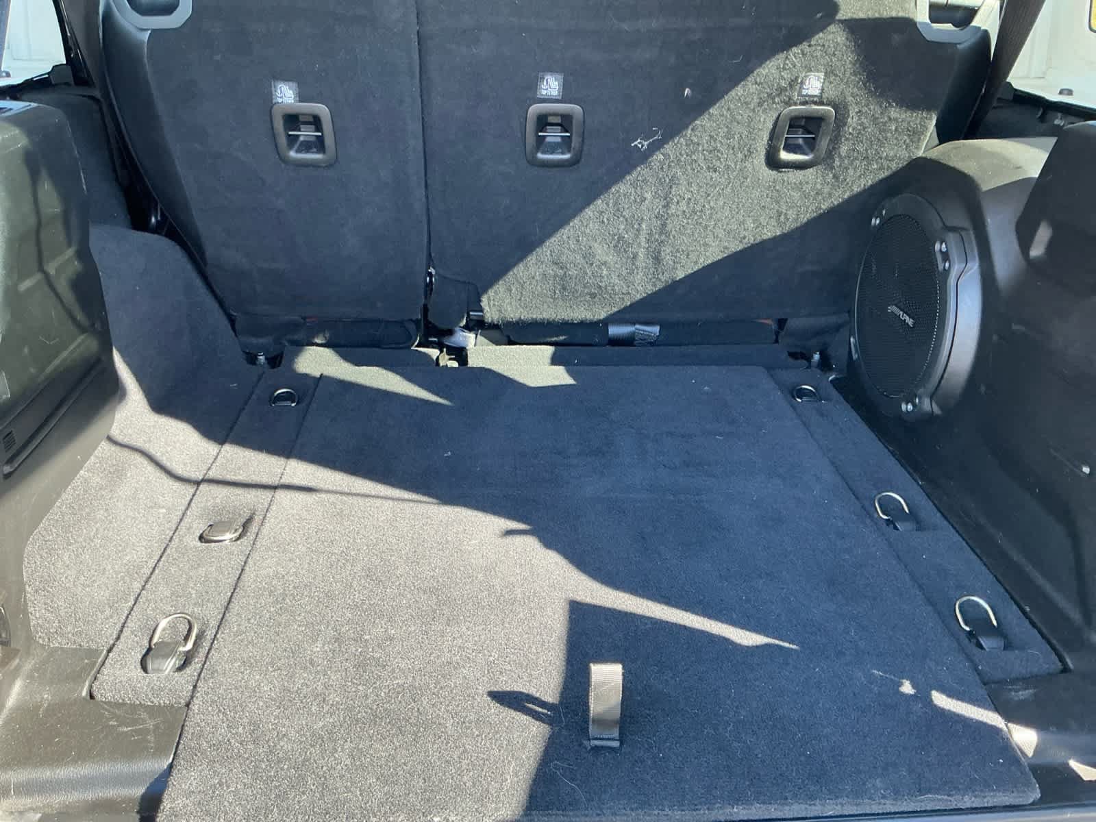 Used 2019 Jeep Wrangler Unlimited Sahara AWD/4WD image 19