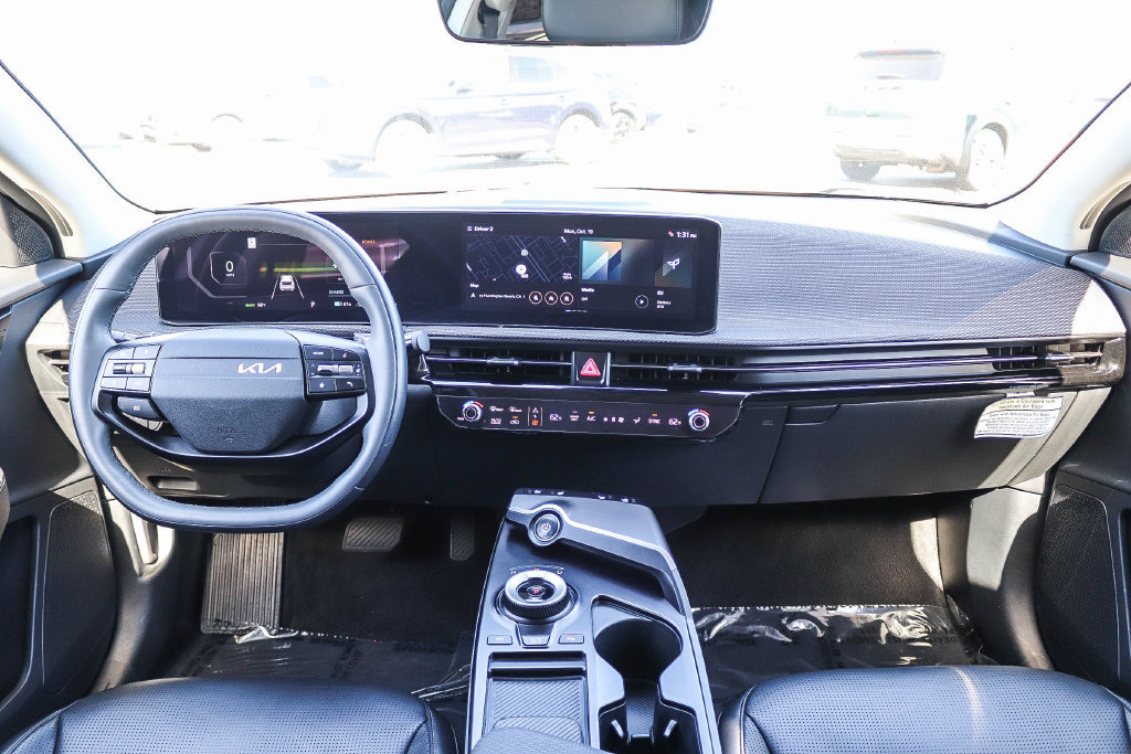 Certified 2025 Kia EV6 Wind RWD image 12