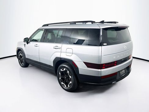 Used 2025 Hyundai Santa Fe SEL image 5