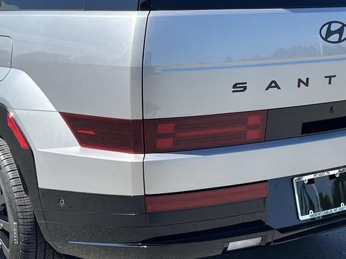 Used 2025 Hyundai Santa Fe Calligraphy FWD image 10