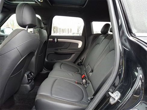 Certified 2023 MINI Cooper Countryman S w/ Signature Upholstery Package image 10