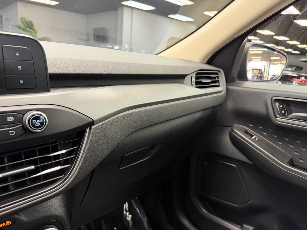 Used 2020 Ford Escape S AWD/4WD image 27