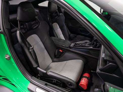 Used 2025 Porsche 911 GT3 RS RWD image 63