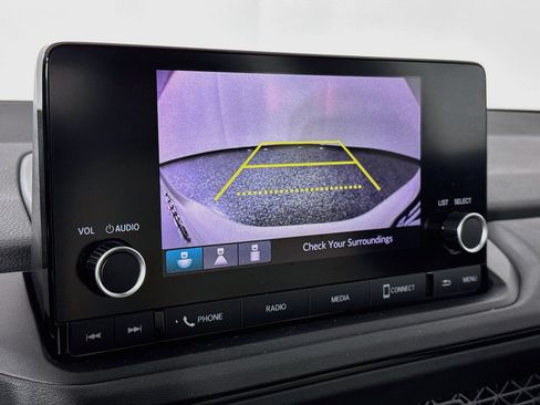 Certified 2023 Honda Accord EX image 13