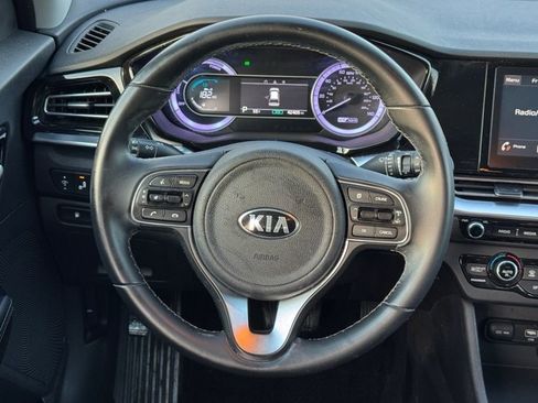 Used 2021 Kia Niro LXS image 15