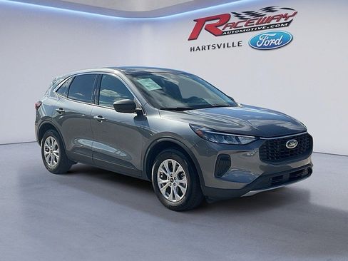 Used 2024 Ford Escape Active w/ Tech Pack #1 FWD image 1