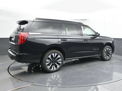 New 2027 Ford Expedition Platinum w/ Driver's Package