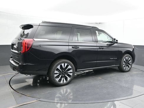 New 2027 Ford Expedition Platinum w/ Driver's Package AWD/4WD image 2