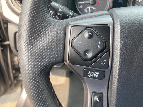 Used 2023 Toyota Tacoma TRD Off-Road w/ Technology Package image 31