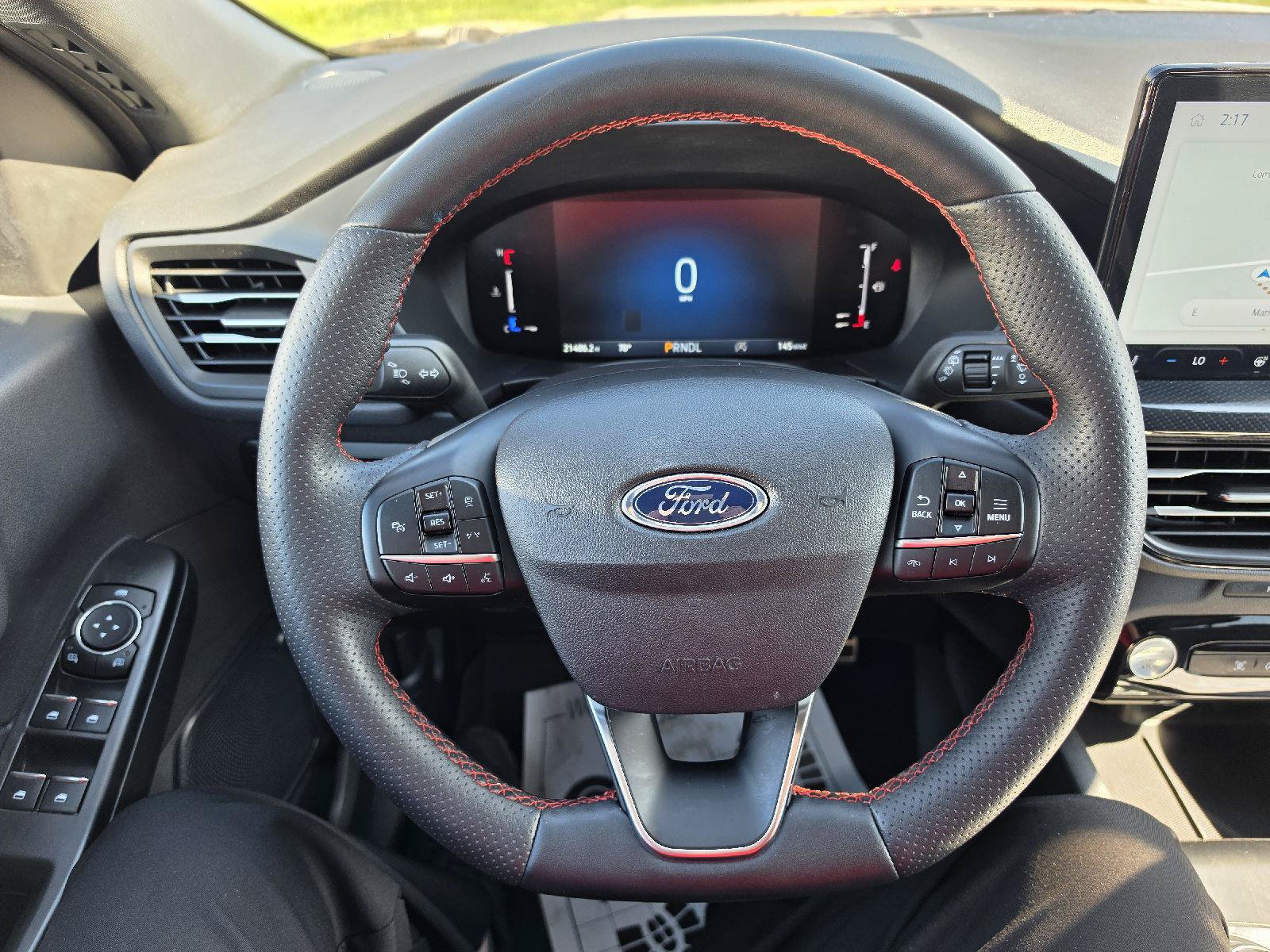Used 2024 Ford Escape ST-Line w/ Tech Pack #1 AWD/4WD image 11