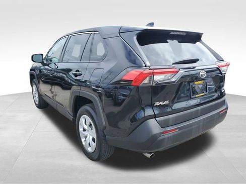 Used 2024 Toyota RAV4 LE AWD/4WD image 6