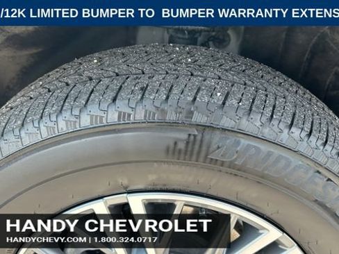 Certified 2025 Chevrolet Traverse LT w/ Driver Confidence Package AWD/4WD image 11