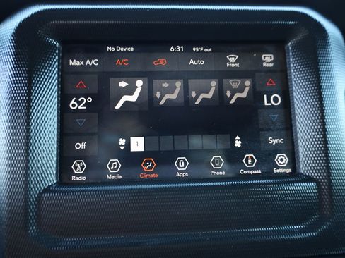 Used 2019 Jeep Wrangler Unlimited Sport AWD/4WD image 33