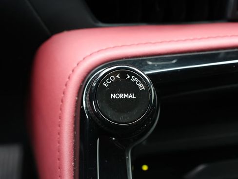Used 2025 Lexus NX 250 FWD w/ Accessory Package (K3) image 28