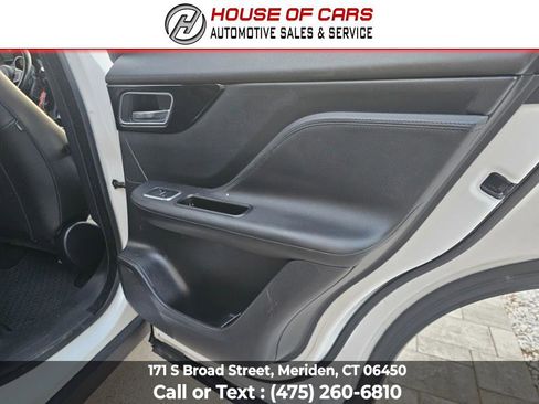Used 2018 Jaguar F-PACE Premium AWD/4WD image 49