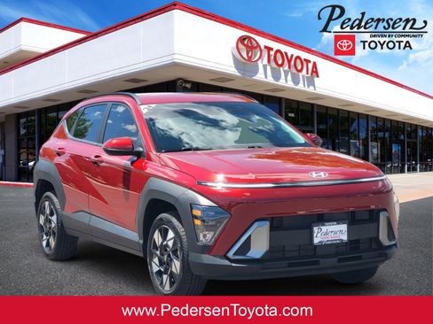 Used 2024 Hyundai Kona SEL AWD/4WD image 1