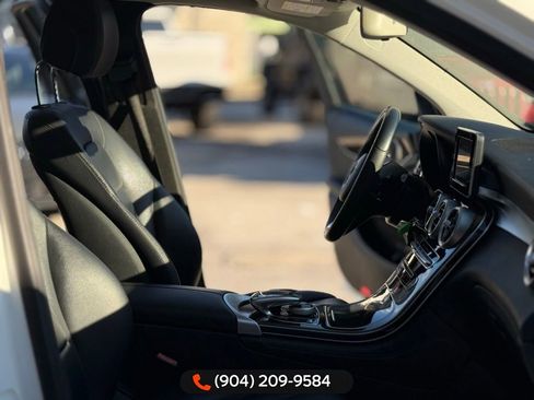 Used 2016 Mercedes-Benz GLC 300 4MATIC image 13