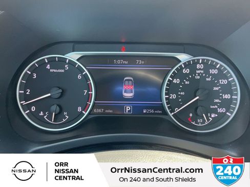 Used 2025 Nissan Sentra SV w/ Trunk Package image 21