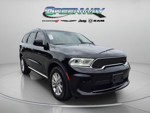 Used 2024 Dodge Durango SXT RWD image 1
