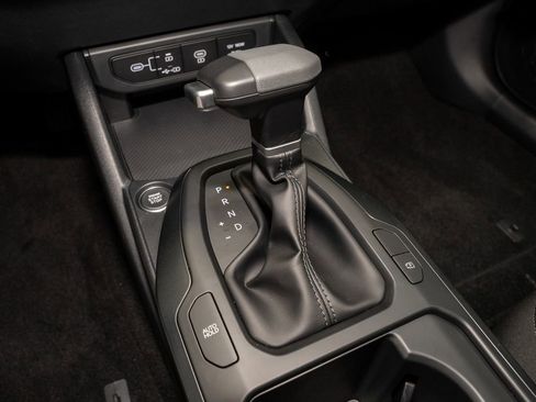 New 2025 Kia K4 LXS image 12