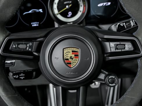 Used 2022 Porsche 911 GT3 RWD image 27